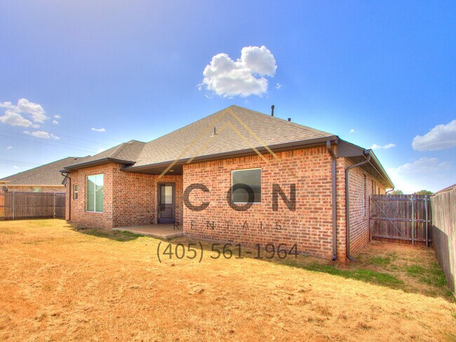 Building Photo - 4509 Desert Spring Ct