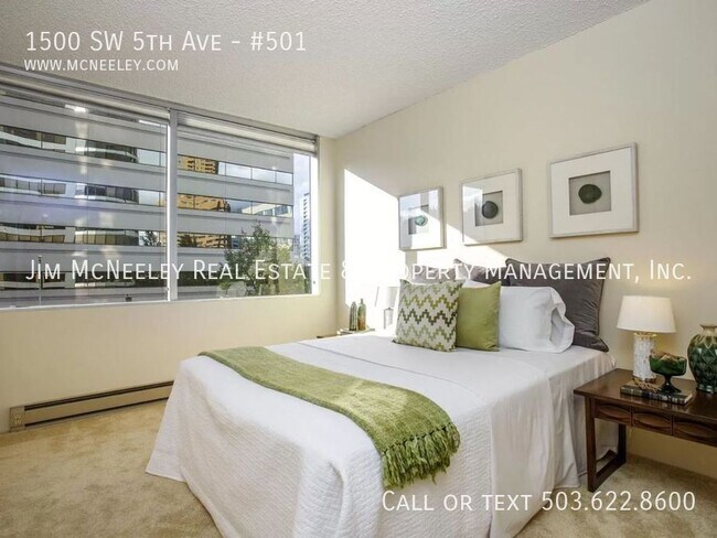 Building Photo - 1500 SW 5th Ave
