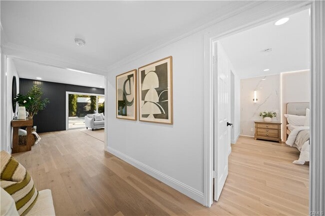 Building Photo - 553 Sturgeon Dr