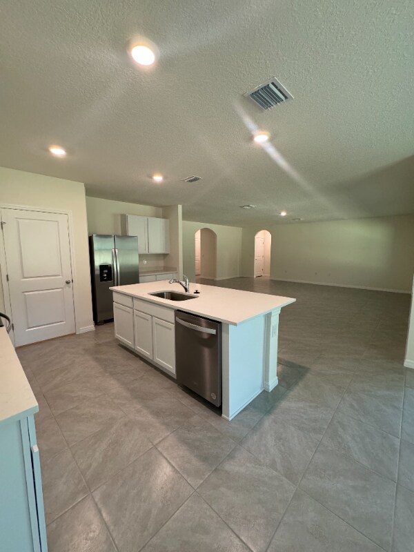 Building Photo - 176 Hickory Crse Trl