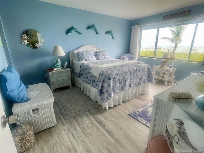 Building Photo - 10102 S Ocean Dr