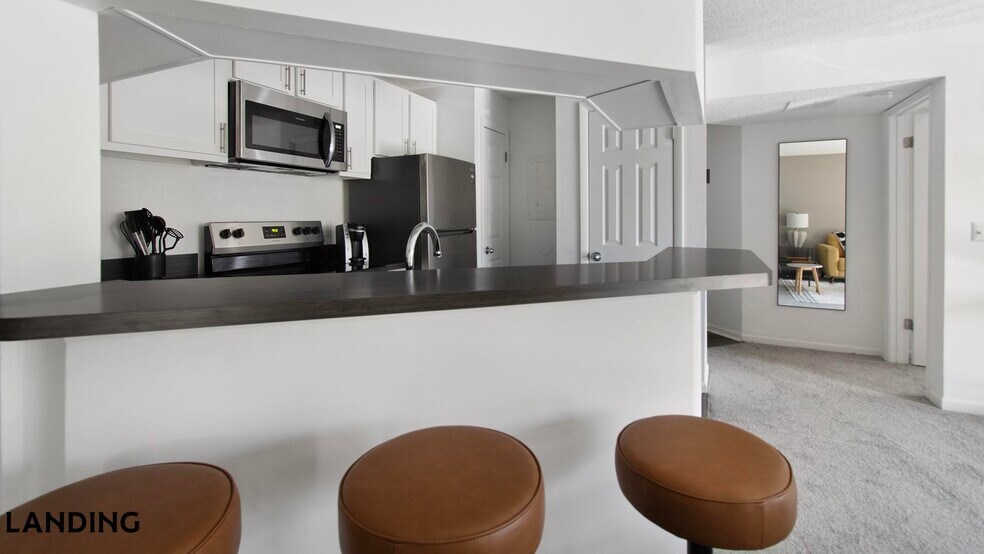 Building Photo - 10263 Whispering Forest Dr