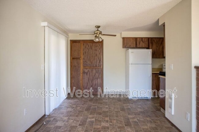 Building Photo - 408 NE 105th St