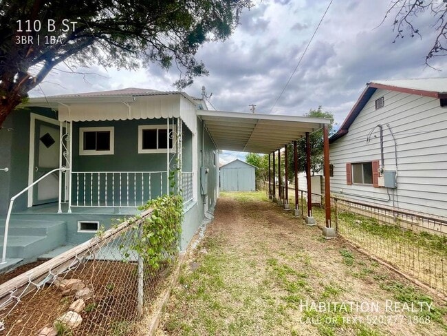 Building Photo - 110 B St