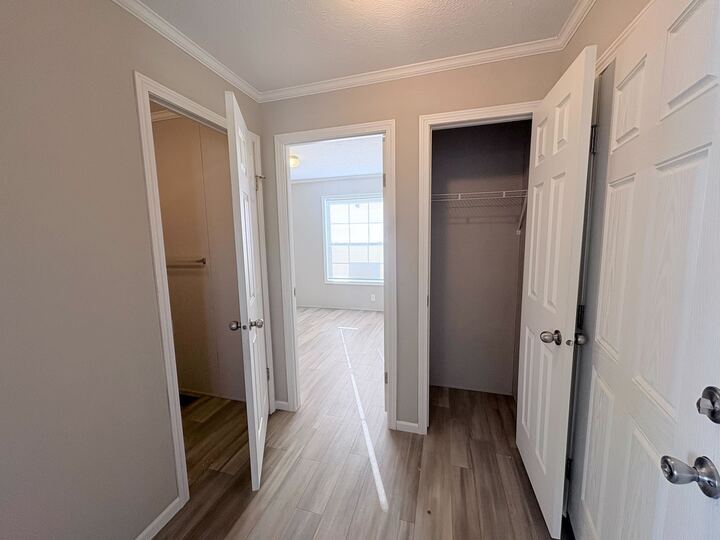 Building Photo - 10610 State Rte 762