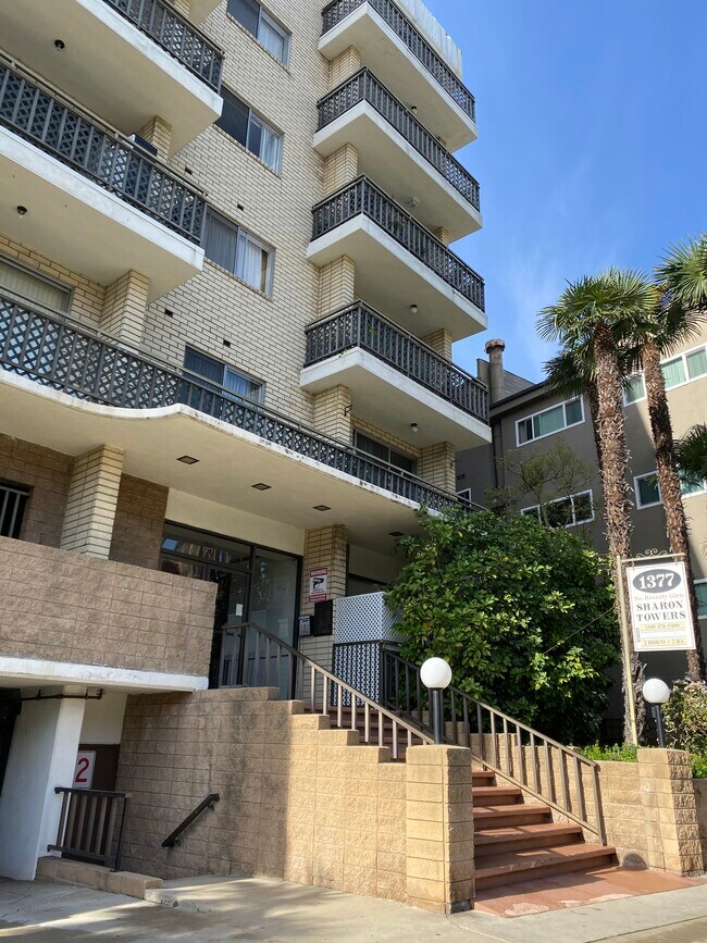 Building Photo - Sharon Towers