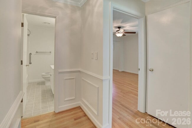 Building Photo - 121 Marshdale Ave SW
