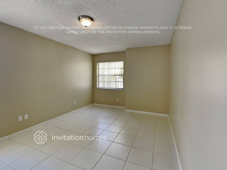 Building Photo - 9152 Southern Orchard Rd N