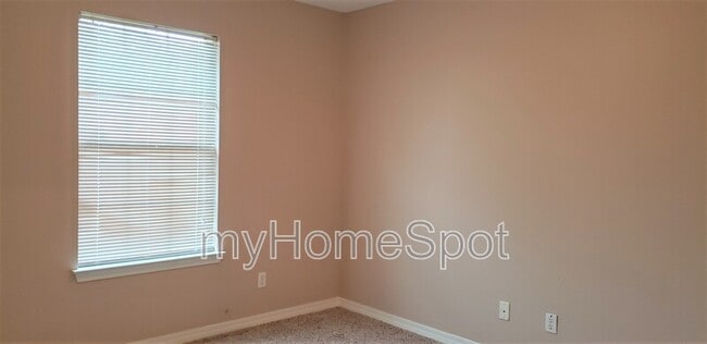 Building Photo - 2488 Gulf Breeze Ave