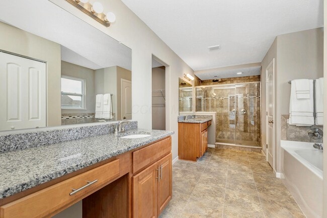 Building Photo - 7576 Bullseye Dr