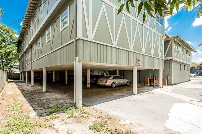 Building Photo - 4306 Avenue A