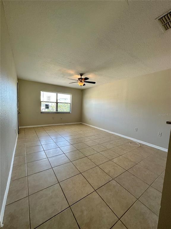 Building Photo - 544 Imperial Pl