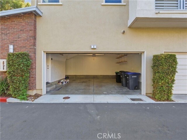 Building Photo - 1 Vantis Dr
