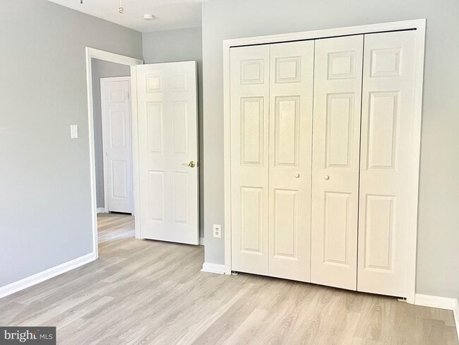 Building Photo - 1306 Mistyvale St