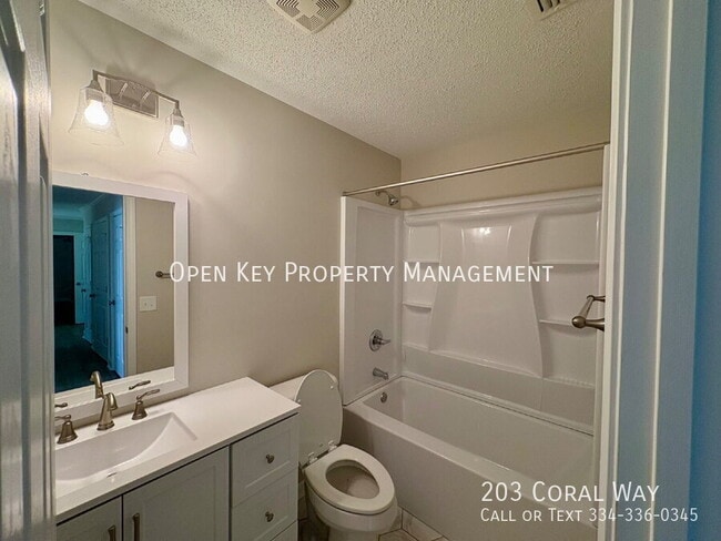 Building Photo - 203 Coral Way