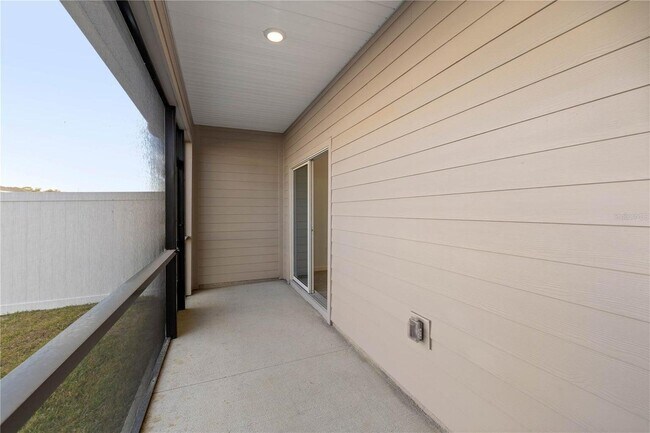 Building Photo - 3613 SE 37th Ct