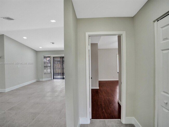 Building Photo - 3216 NW 105th Ave