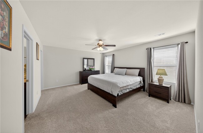 Building Photo - 8110 Dogwood Dr