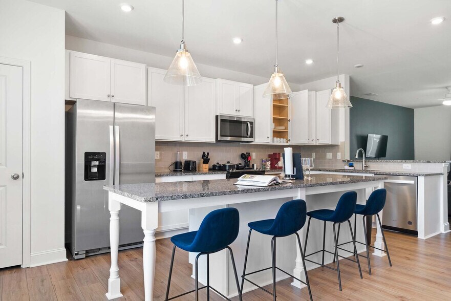 Building Photo - 3105 Banyan Btm Ln