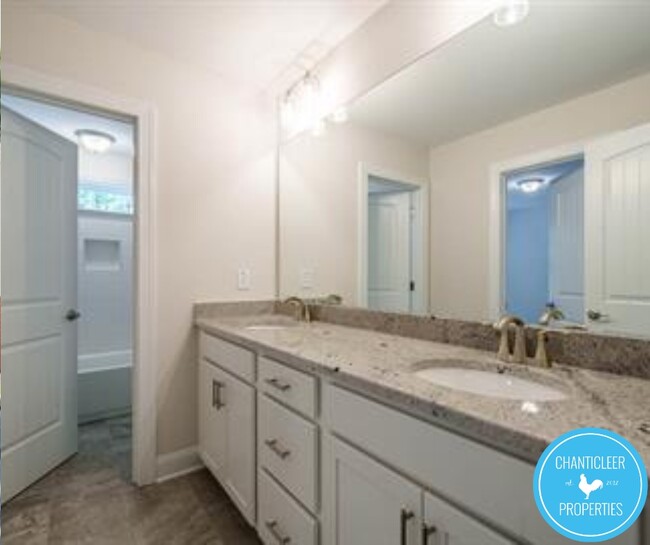 Building Photo - 605 Chapel Ridge Dr