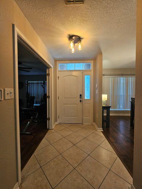 Building Photo - 2287 Heritage Cir