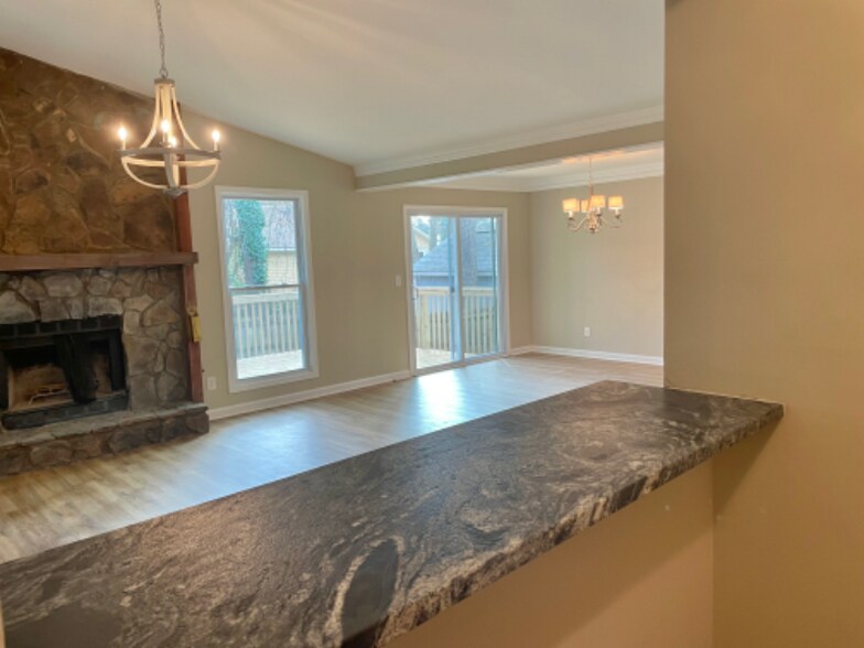 Building Photo - 5217 Cold Springs Dr NW