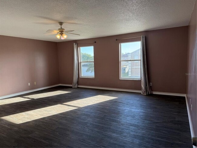 Building Photo - 1219 Kempton Chase Pkwy