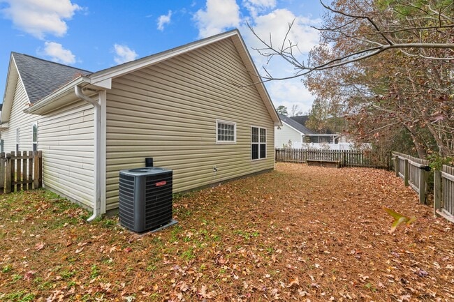 Building Photo - 180 Crooked Run Dr