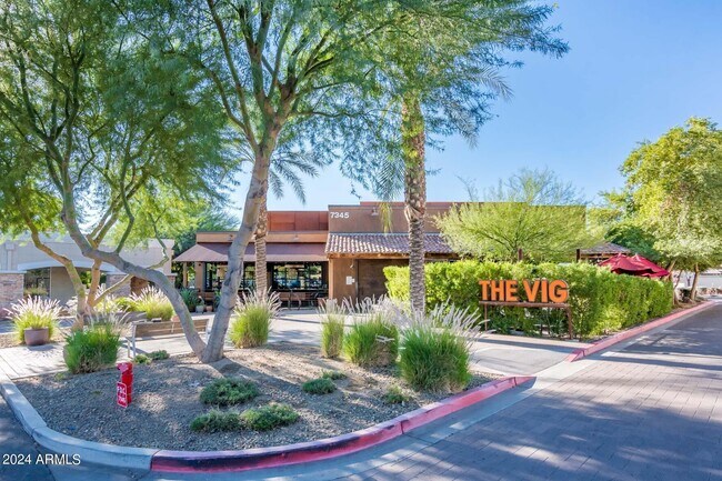 Building Photo - 7526 Via De Ln