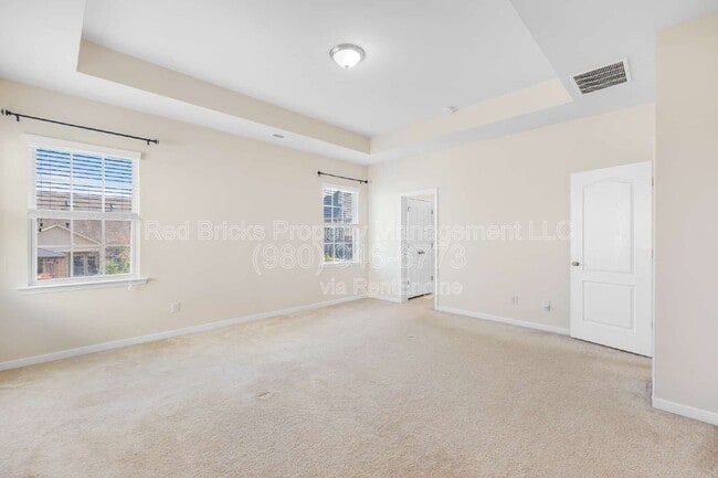 Building Photo - 10697 Sky Chase Ave NW