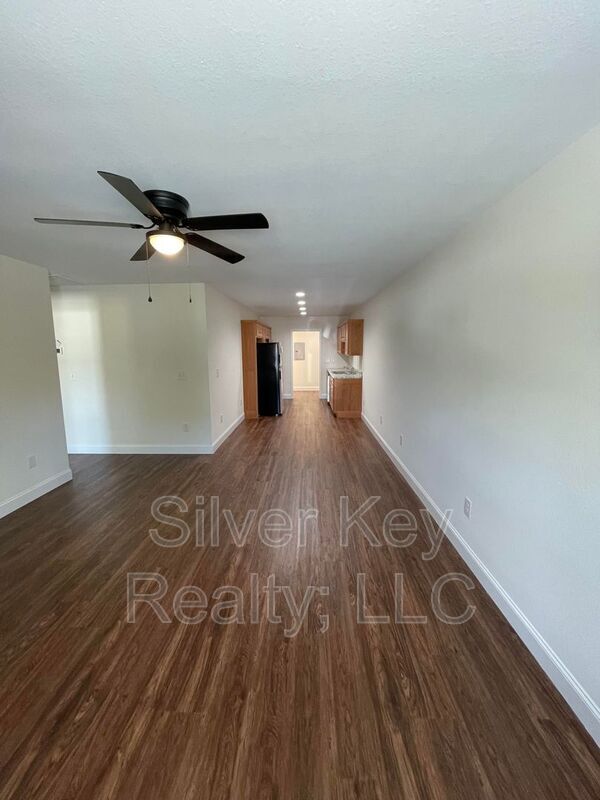 Building Photo - 129-133 Cardin Street