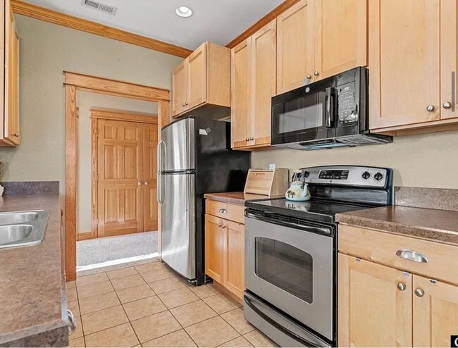 Building Photo - 503 Cypress Ln