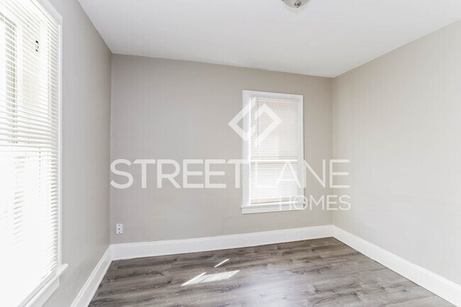 Building Photo - Charming 2 Bedroom in Columbus!