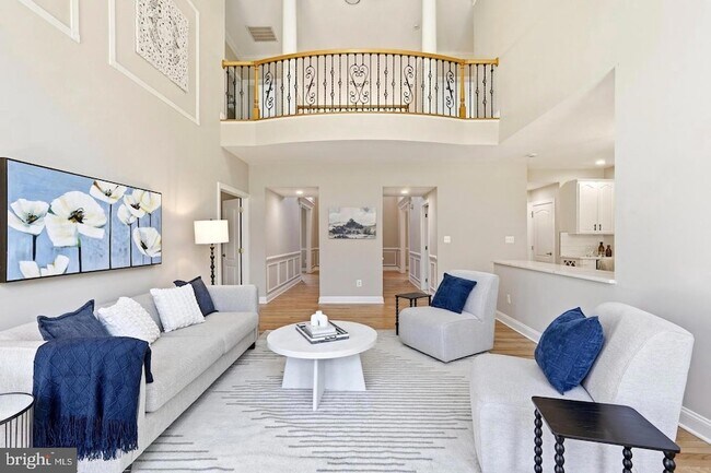 Building Photo - 19925 Interlachen Cir