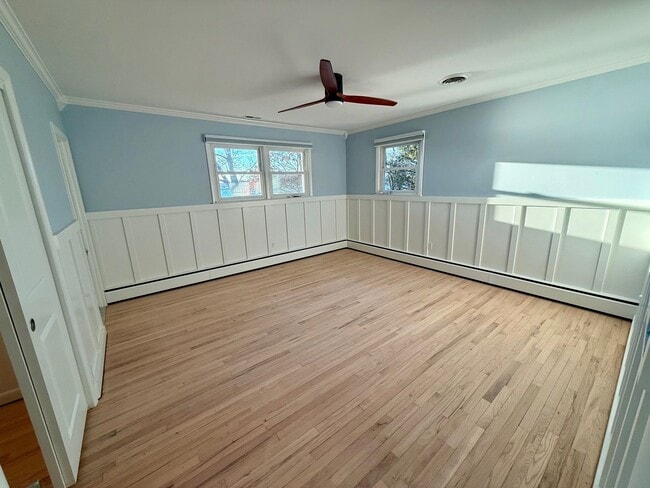 Building Photo - Severna Park - Waterfront - Round Bay Community.