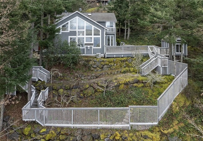 Building Photo - Private Orcas Island home with scenic views and tranquil outdoor space