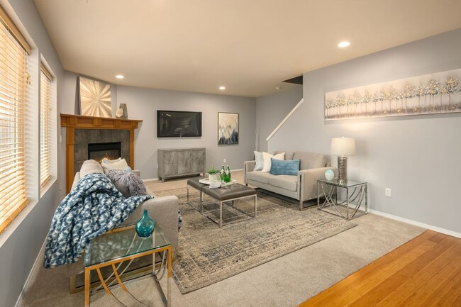 Building Photo - 4Bd/2.5Ba Snoqualmie House