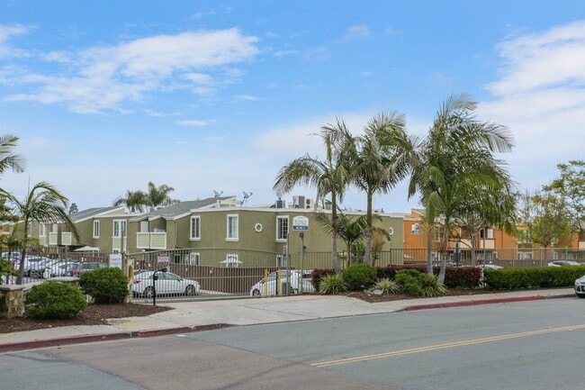 Building Photo - 5252 Balboa Arms Dr