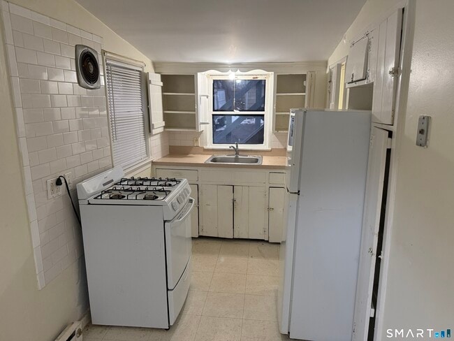 Building Photo - 53 Glenwood Ave