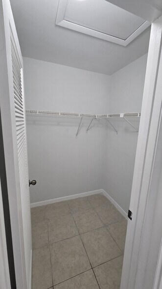 Building Photo - 3409 NW 44th St