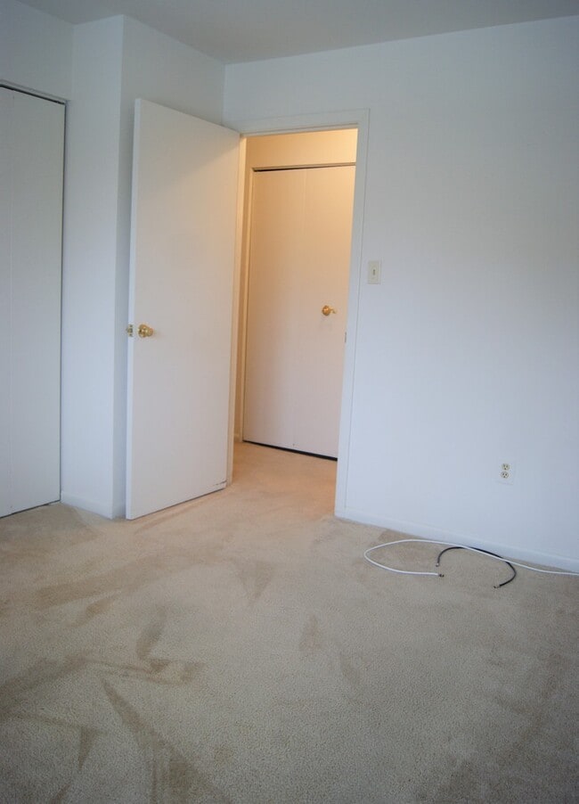 Building Photo - Charming 2 Bedroom/2 Bathroom Apartment in Perry Hall, MD!