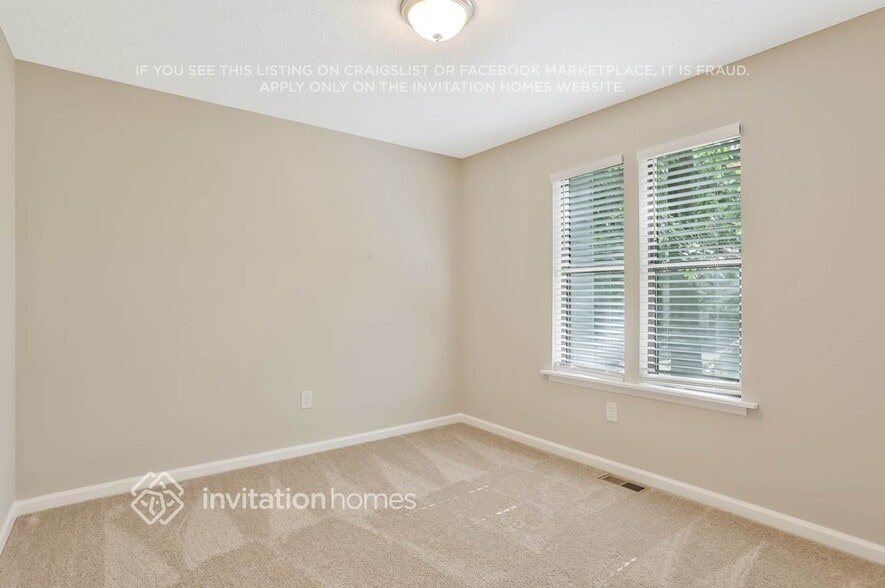 Building Photo - 5145 Forest Mist Dr