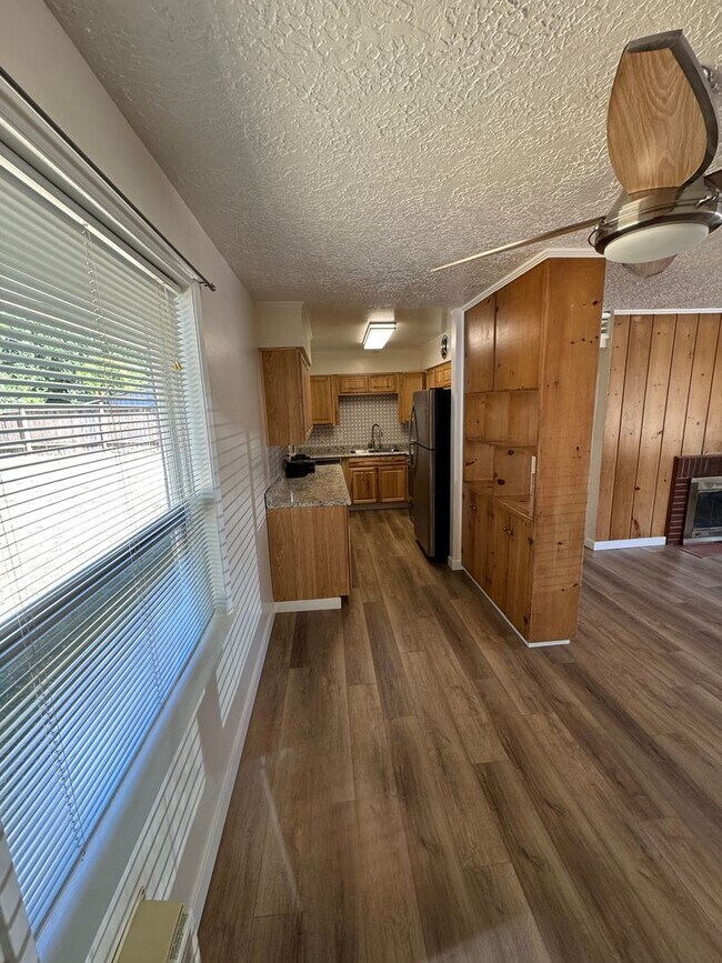 Building Photo - Charming Updated 2 Bedroom Home with Huge Backyard, A/C & Owner-Paid Landscaping
