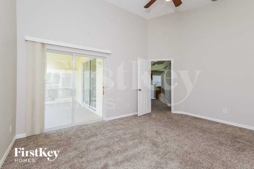 Building Photo - 745 Troon Cir