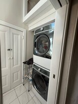 New W/D - 2609 Dana St