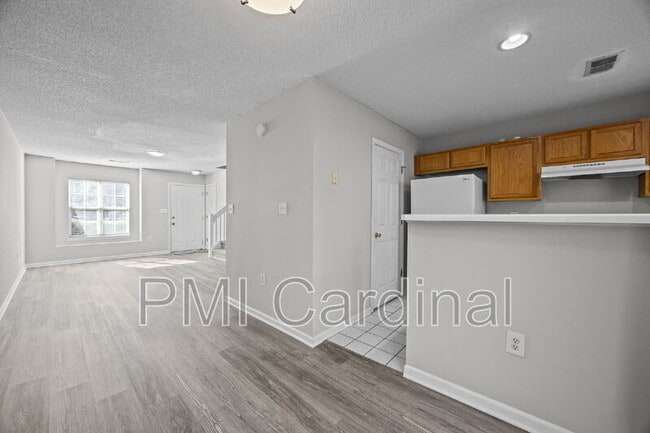 Building Photo - 12414 Bluestem Ln