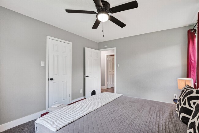 Building Photo - 1206 Riggs Rd