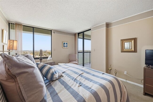 Building Photo - 9495 Blind Pass Rd