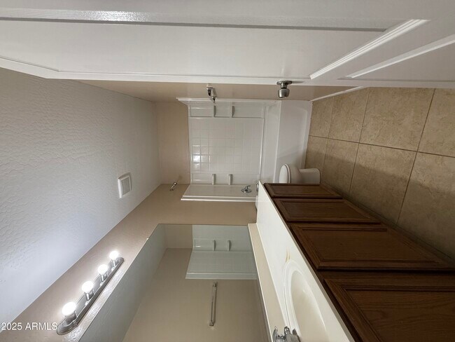 Building Photo - 1821 W Desert Mountain Dr