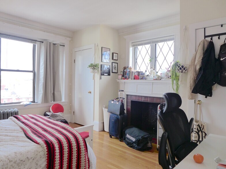 Primary Photo - 26 Medfield St